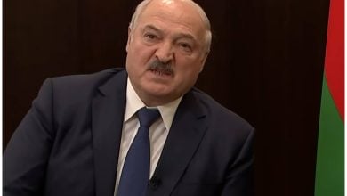 El dictador bielorruso Lukashenko tiene múltiples denuncias públicas en contra. (Captura de pantalla © NBC News- YouTube)
