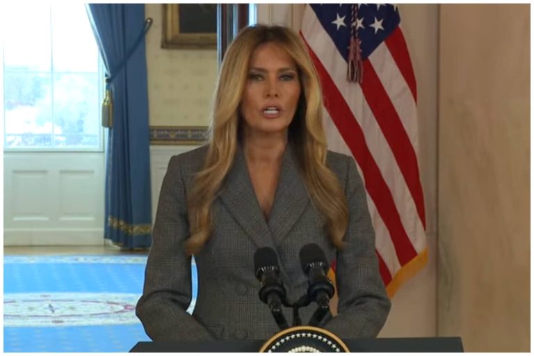 Melania niega vínculos con Epstein: pide al Congreso actuar sobre el caso