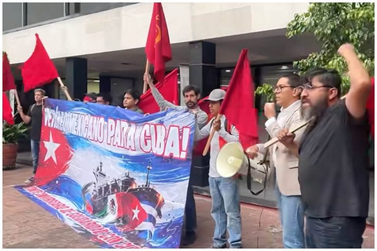 Comunistas en México agreden al cineasta cubano Ernesto Fundora
