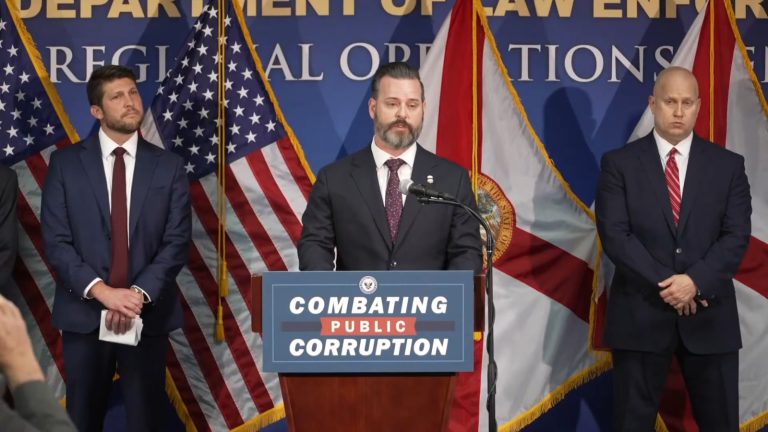 Acusan a dos personas en Miami por fraude al Medicare: se robaron millones durante años