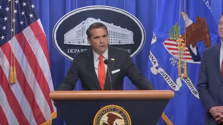 Dos cubanas en EEUU podrían perder su ciudadanía americana por orden del Departamento de Justicia