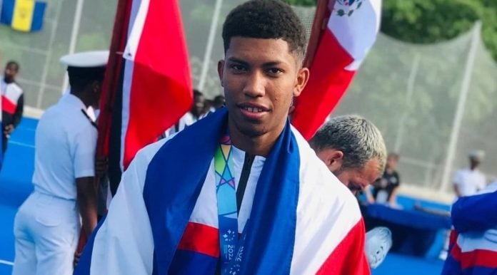 Sin pasaporte y en Dominicana: cubano recibe ayuda inesperada
